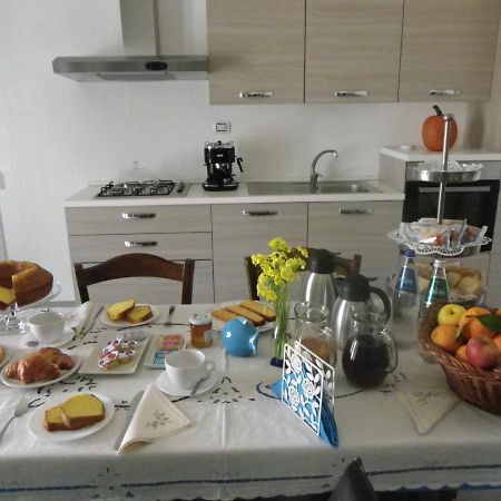 B&B And Home Restaurant La Casa Del Pescatore SantʼAnna Arresi Zewnętrze zdjęcie